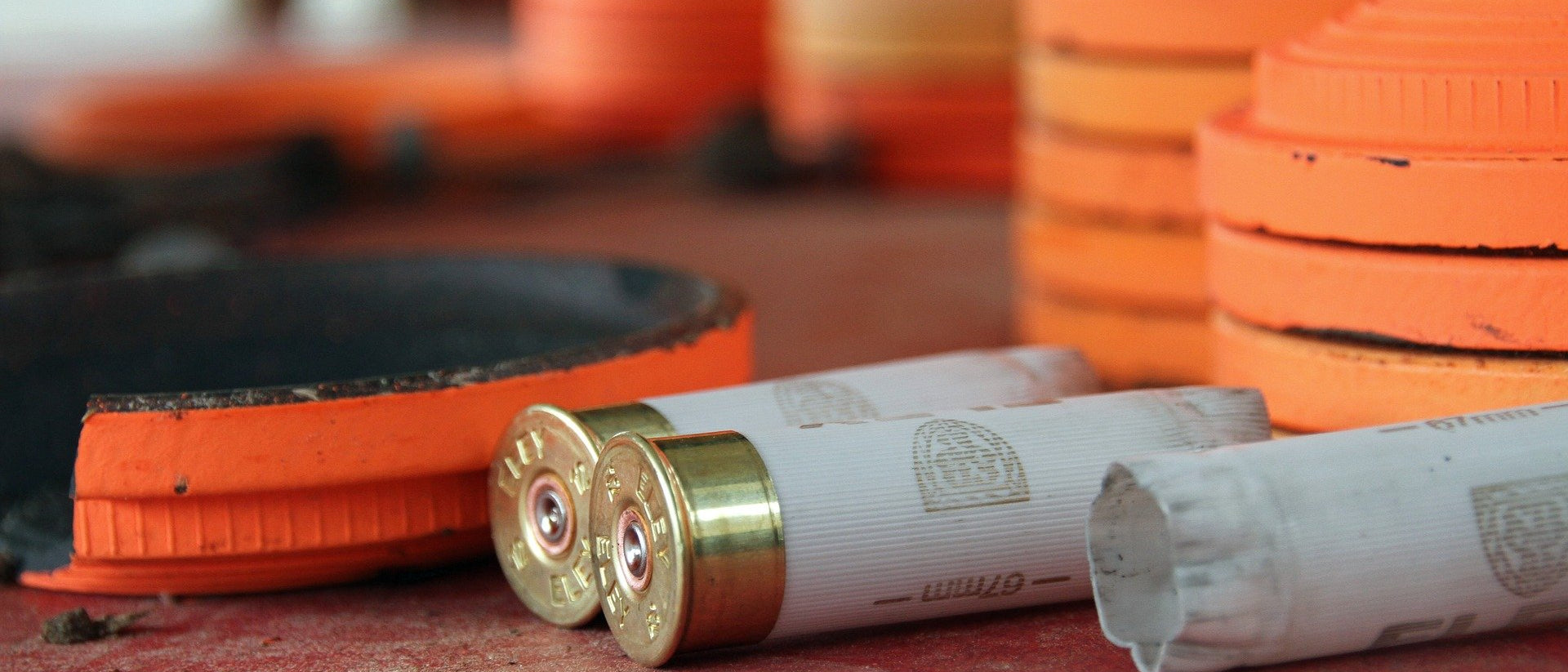 Shooting cartridges & clays